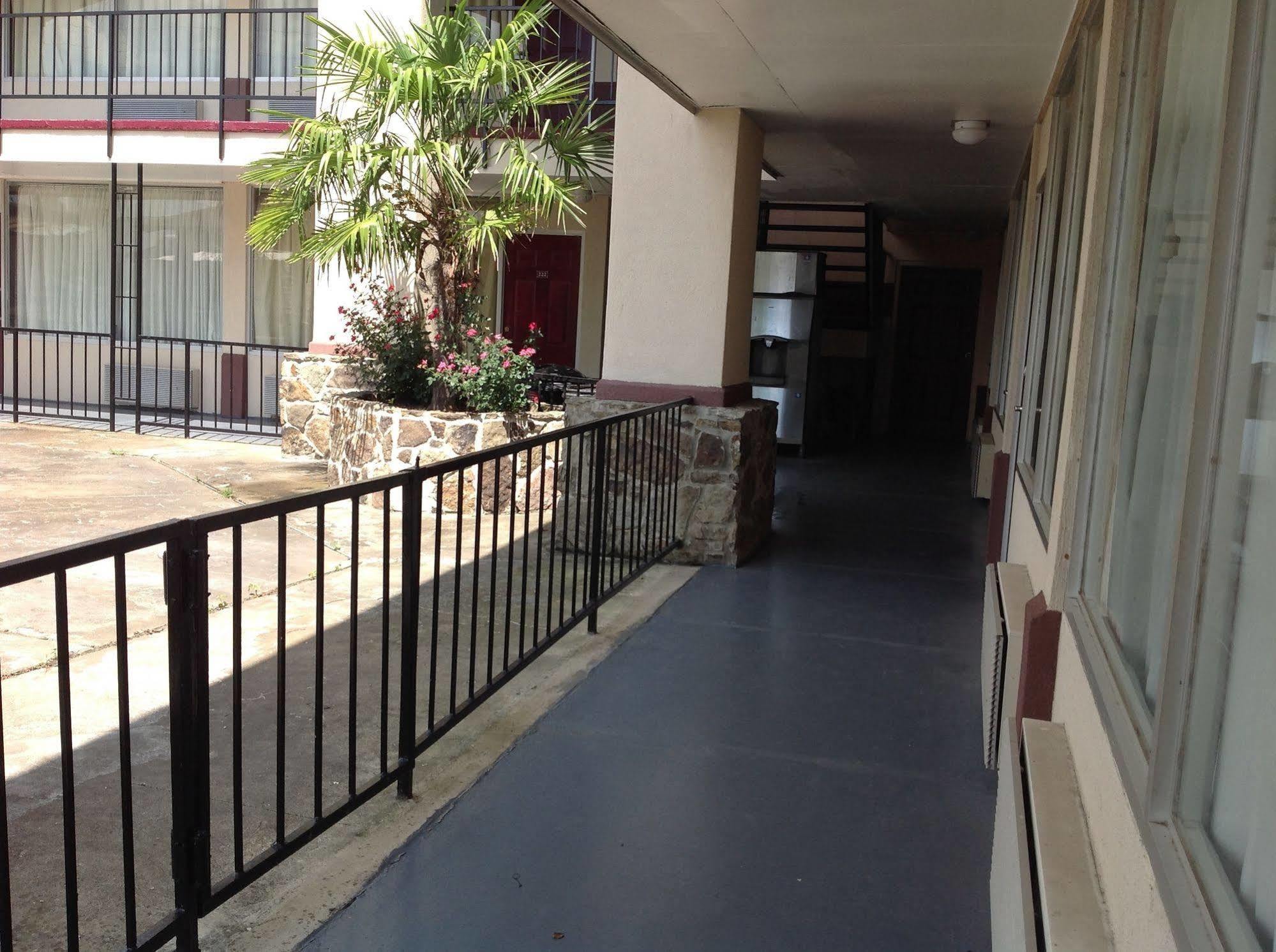 Executive Inn Texarkana Εξωτερικό φωτογραφία